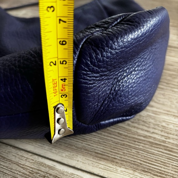 ELLIOT LUCCA leather hobo shoulder bag - Picture 13 of 13